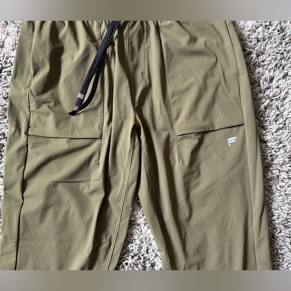 Fabletics The One Jogger - Picture 4 of 6